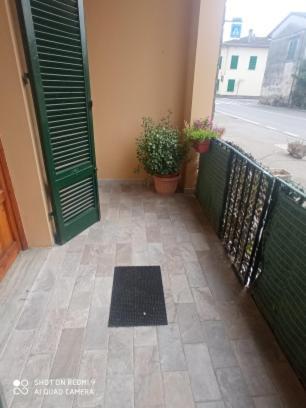 King Private Room Tra Arte Mare Campagna Empoli Esterno foto